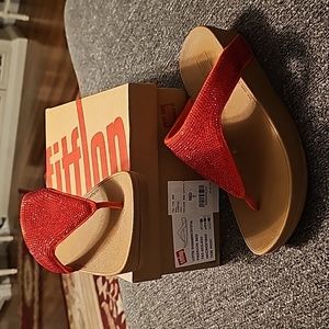 Fit Fops size 7 in red